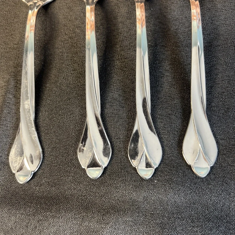4pc - Oneida‎ Tribeca  SALAD FORKS -  6.5